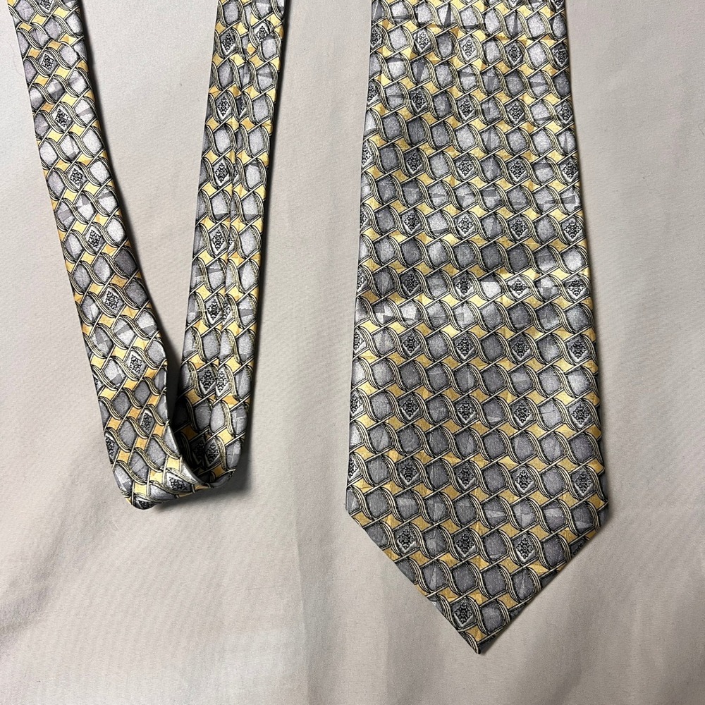 Mens Geometric Lattice Silk Blend Necktie Silver Grey Gold Medallion Wide Tie